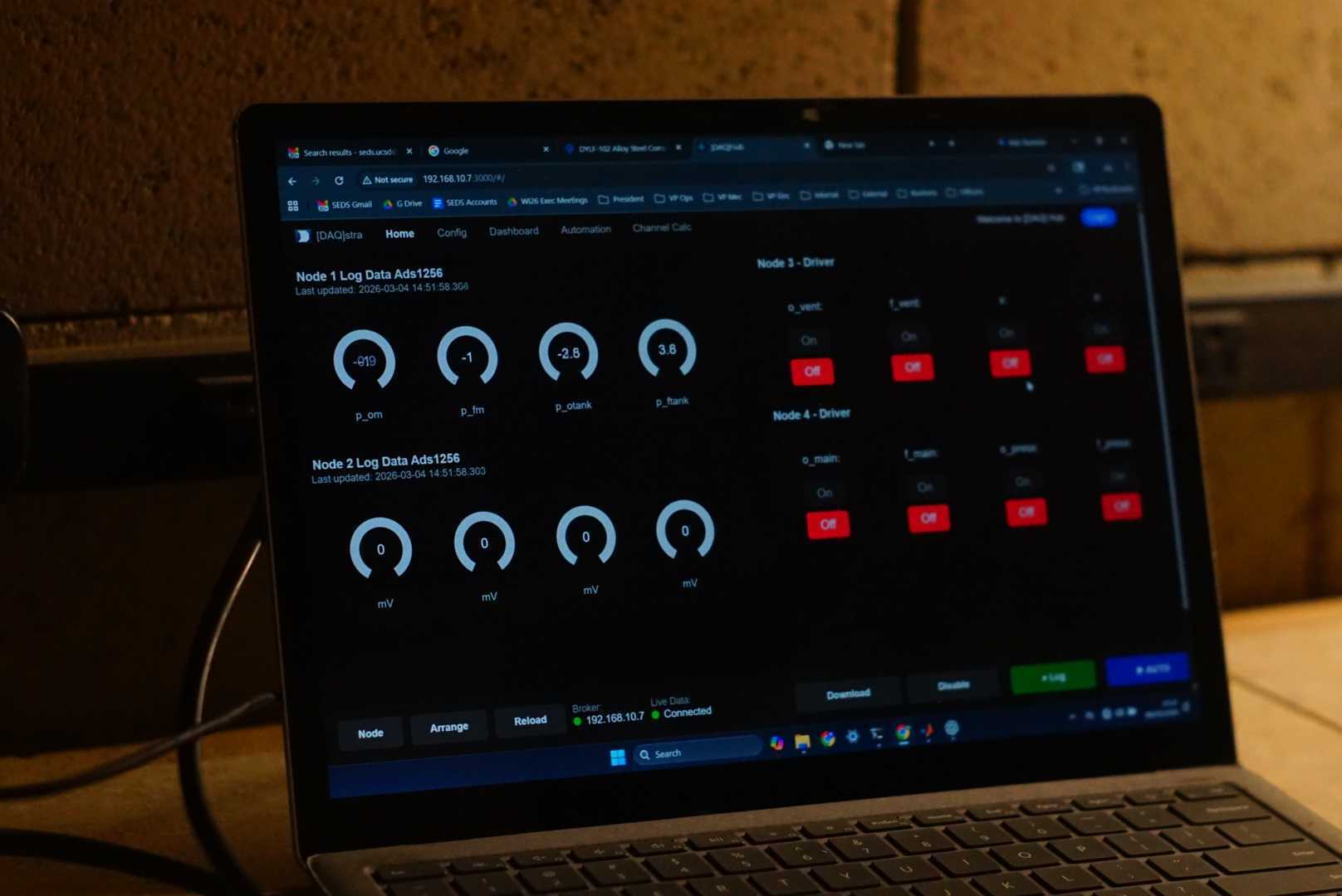 Daqstra interface monitoring a live propulsion test